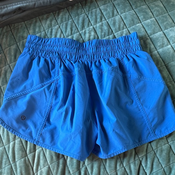 Lululemon Hotty Toddy Blue Women's Shorts Sz 8 - Picture 3 of 4